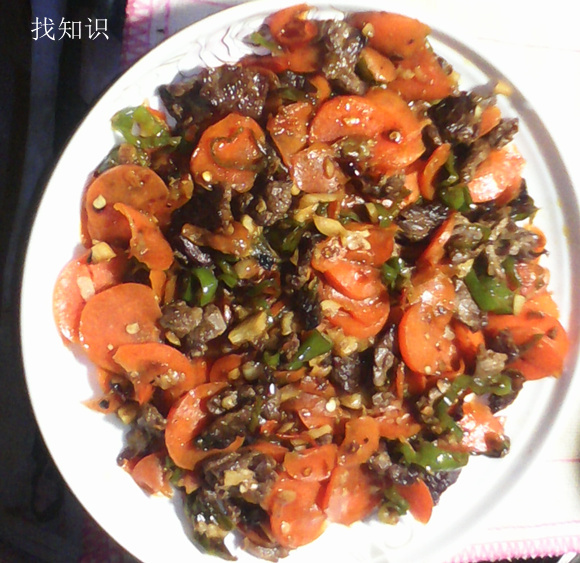 胡萝卜炒牛肉